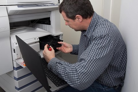 ¿En qué momento es necesario cambiar las impresoras de la oficina?